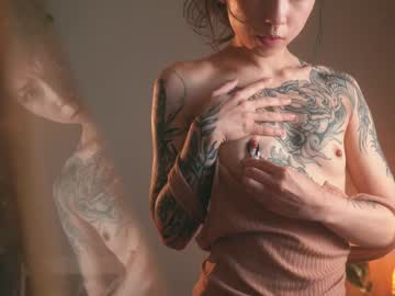 webcam girl ambientink live cam image #3422649