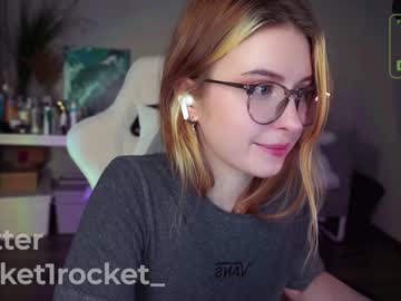 webcam girl pocketrocket_ live cam image #7758802