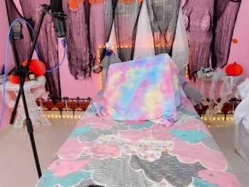 webcam girl little_effy18 live cam image #3927312