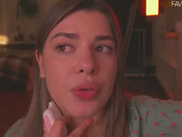 webcam girl lana_rosy live cam image #12495275