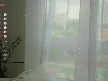 webcam girl fluffy_angel live cam image #10276017