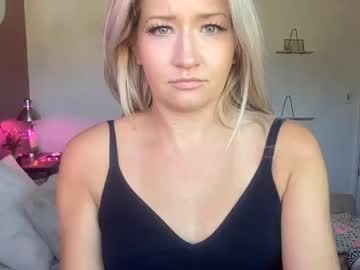 webcam girl ameliabeverly live cam image #1800882