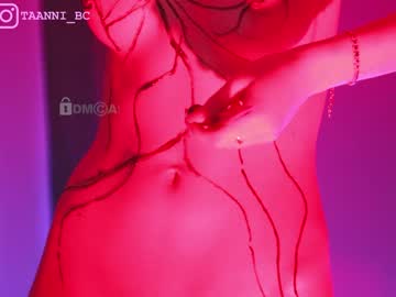 webcam girl taanni_bc live cam image #5267020