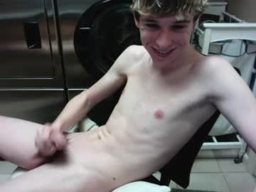 webcam man evan_p18 live cam image #1718810