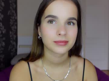 webcam girl agelina_summer live cam image #103667
