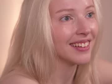 webcam girl my_stella live cam image #12584188