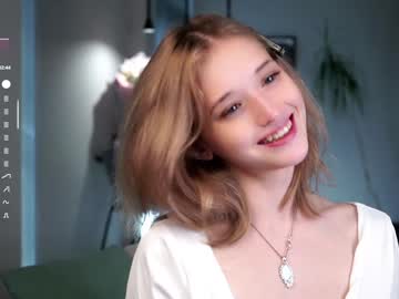 webcam girl taitehambelton live cam image #12786131