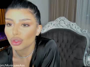 webcam girl moniqueeass live cam image #5090865