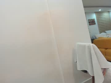 webcam girl ehotlovea live cam image #4033744