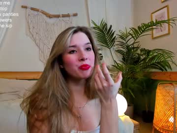webcam girl milablush live cam image #4824486