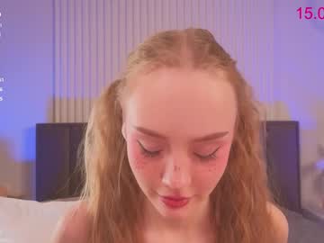 webcam girl lissa_meooow live cam image #10504075