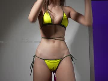 webcam girl shena_nomy live cam image #10040355