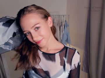 webcam girl wave_of_happy_ live cam image #7867622