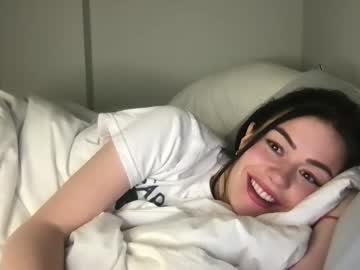 webcam girl littlesugarpea live cam image #8890018