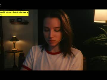 webcam girl cinnabelle live cam image #1284286