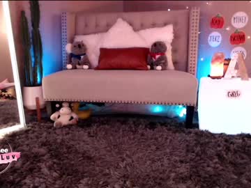webcam girl aubrilee live cam image #3975241