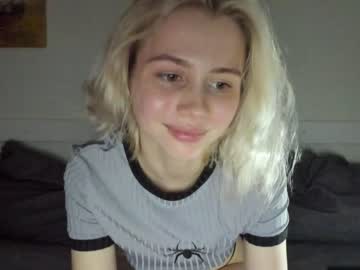 webcam girl hi_popsy live cam image #6102558