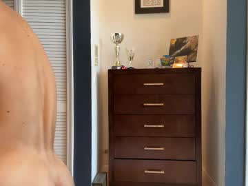 webcam man kinkybuffboy live cam image #12652581