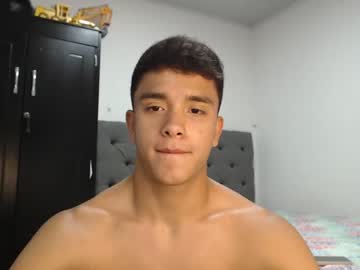 webcam man _hexos_ live cam image #1098399