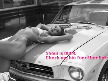 webcam girl heyhorny_cb live cam image #10985993