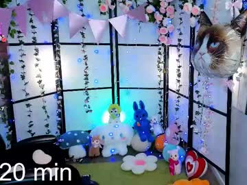 webcam girl milkycute live cam image #12525287