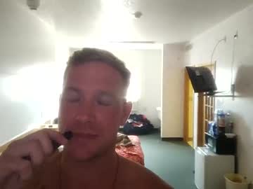 webcam man everythingeverywhere live cam image #7019040