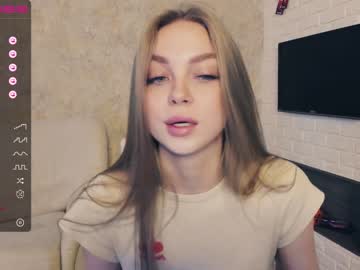 webcam girl lol1_lovelali live cam image #2733304