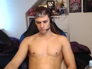 webcam man misterydragon live cam image #601957