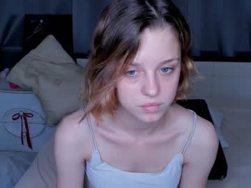 webcam girl bonniesherri live cam image #3497699