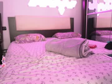 webcam girl kimmie_ live cam image #10252018