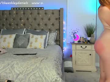 webcam girl theashleydaniels live cam image #283858