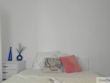 webcam girl violetta_finch live cam image #9910377
