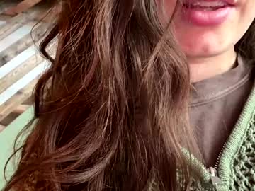 webcam girl emersoncane live cam image #12575225