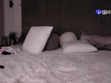webcam girl miladenver live cam image #11596955