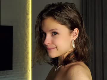 webcam girl a_whole_eternity live cam image #9236363