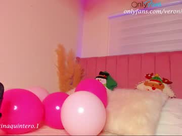 webcam girl veroniqe_lounge live cam image #4370742