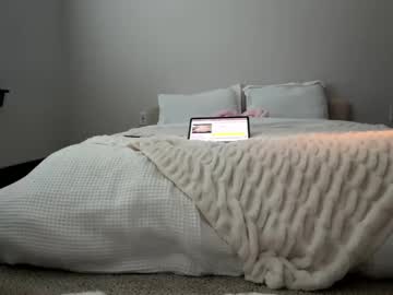 webcam girl lolaleen live cam image #10492092