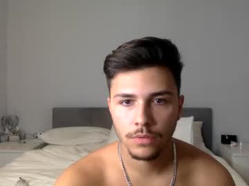 webcam man two_lads live cam image #2396933