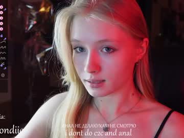 webcam girl bestblondiiecb live cam image #5482020
