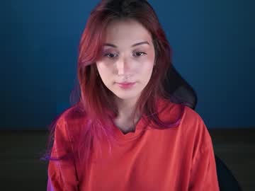 webcam girl greeny_mat live cam image #10041383