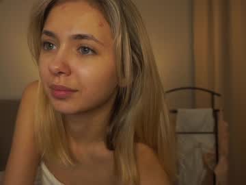 webcam girl mildredgarrett live cam image #11161184