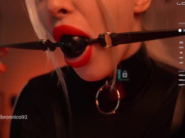 webcam girl bronnica live cam image #4387288