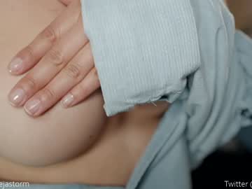 webcam girl alejastorm live cam image #6810246