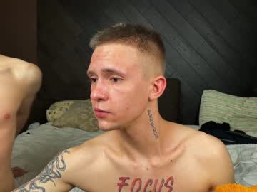 webcam man zgeneration live cam image #2492473