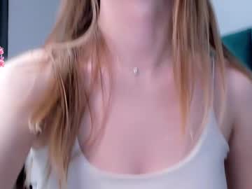 webcam girl monibless live cam image #12709935
