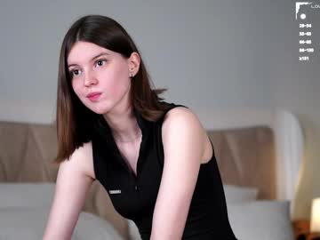 webcam girl aislyfarran live cam image #10838685