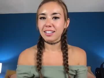 webcam girl brandibraids live cam image #272766