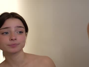 webcam girl floret_joy live cam image #10646810