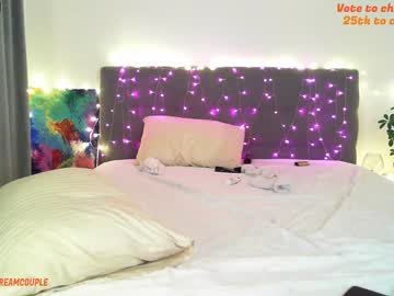 webcam couple peachcreamcouple live cam image #1629736