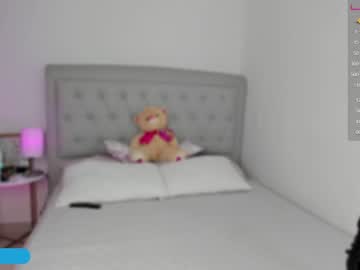 webcam girl mila_1 live cam image #3585836